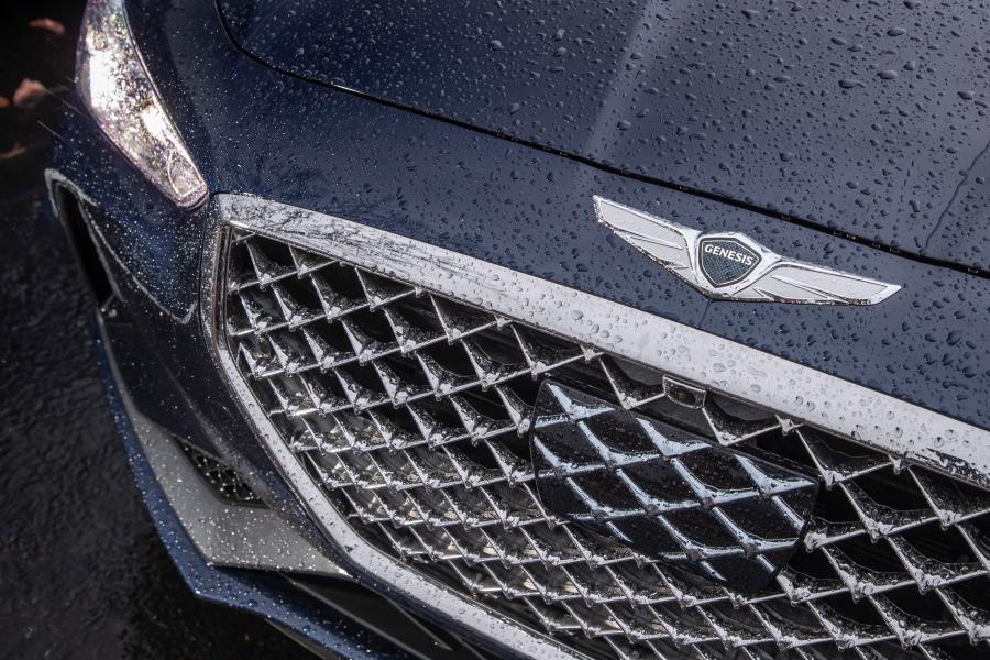 Детали экстерьера Genesis G70 2.0T 2018 года  (NA) (фото 40 из 44)